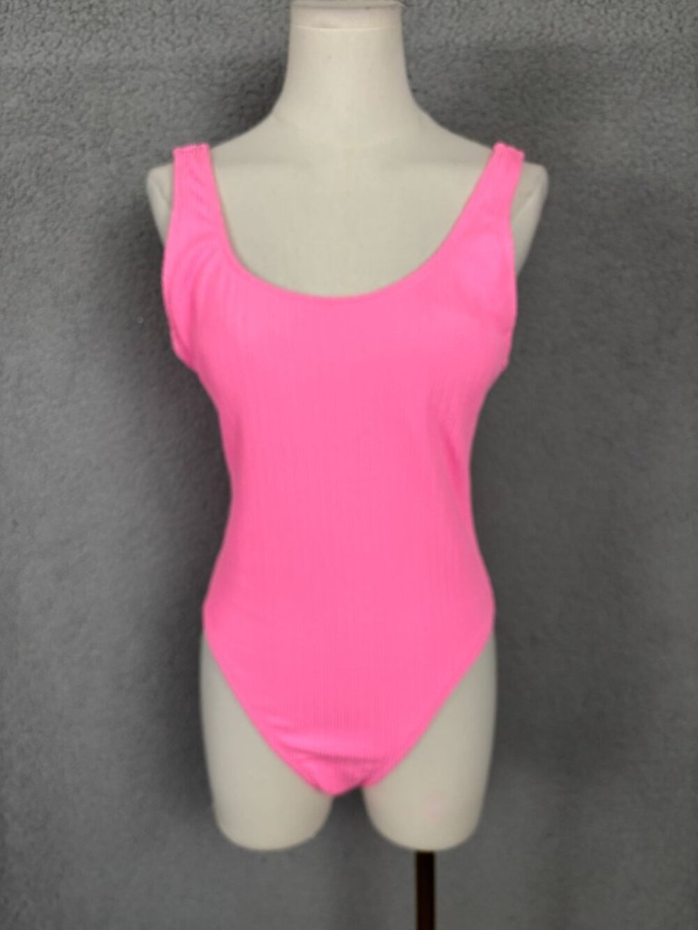 Cotton on Women's Low-Back Crinkle One-Piece Swimsuit  Pink Size Medium NWT's.